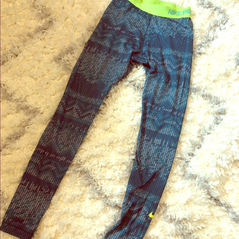 Nike leggings